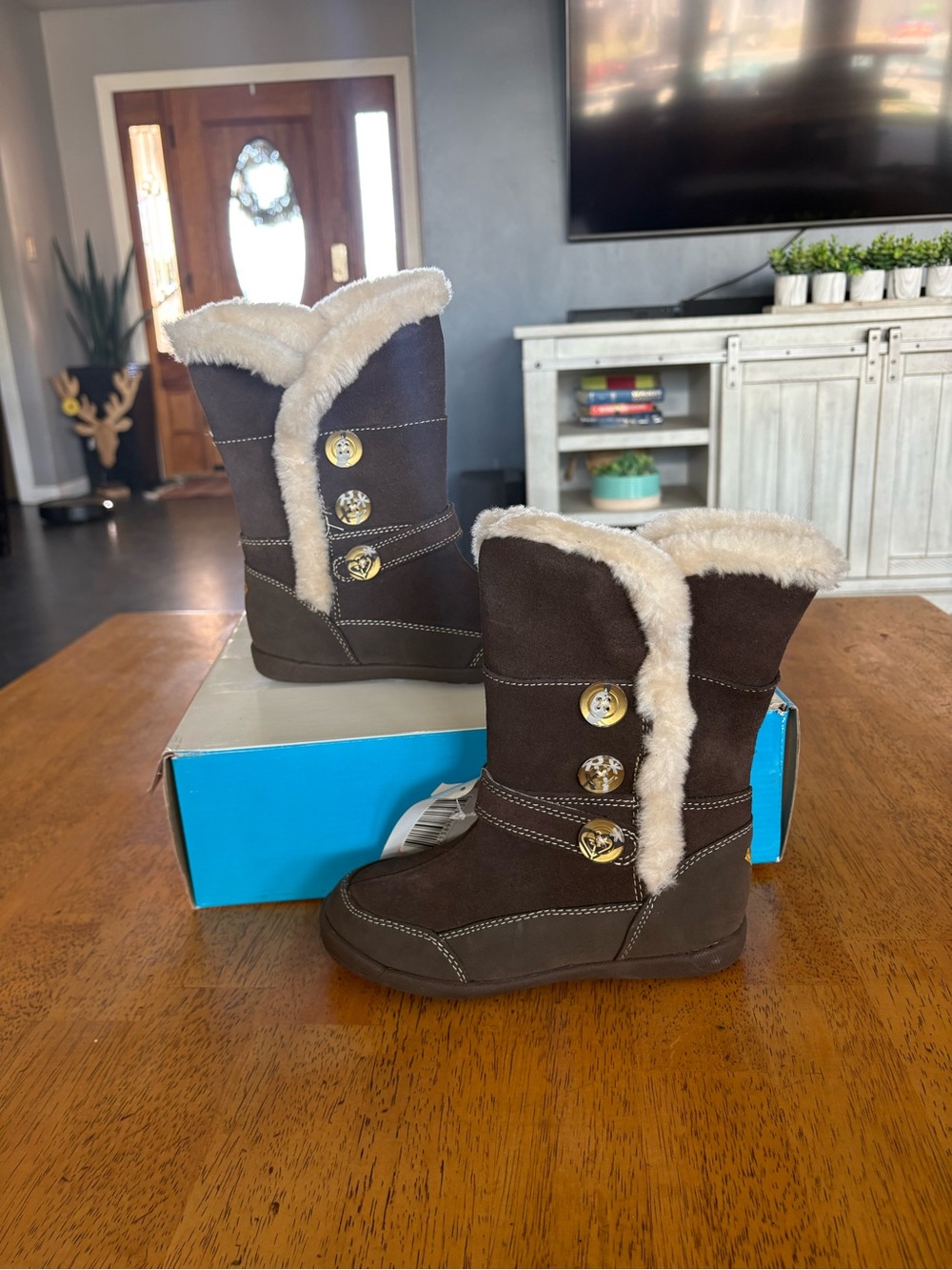 Roxy boots